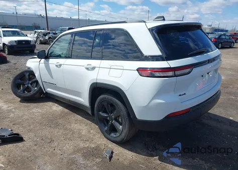 2023 Jeep Grand Cherokee Altitude 4X4 z USA, uszkodzony, nr VIN 1C4RJHAG9PC640845